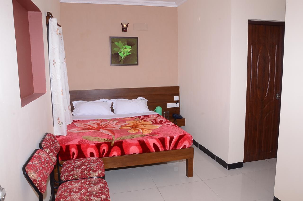 Ezhil Residency Kodaikanal Exterior foto