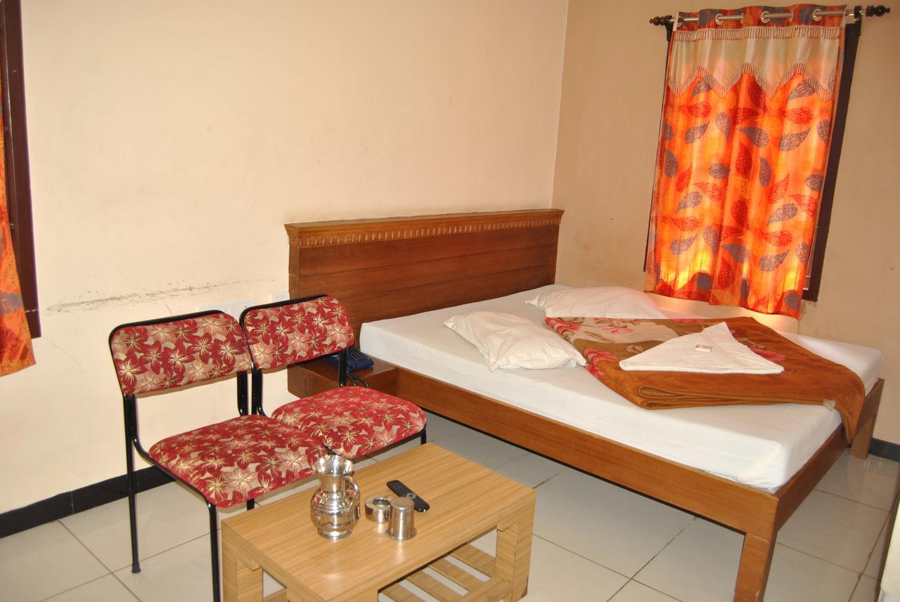 Ezhil Residency Kodaikanal Exterior foto