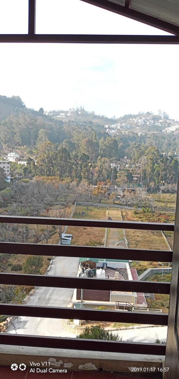Ezhil Residency Kodaikanal Exterior foto